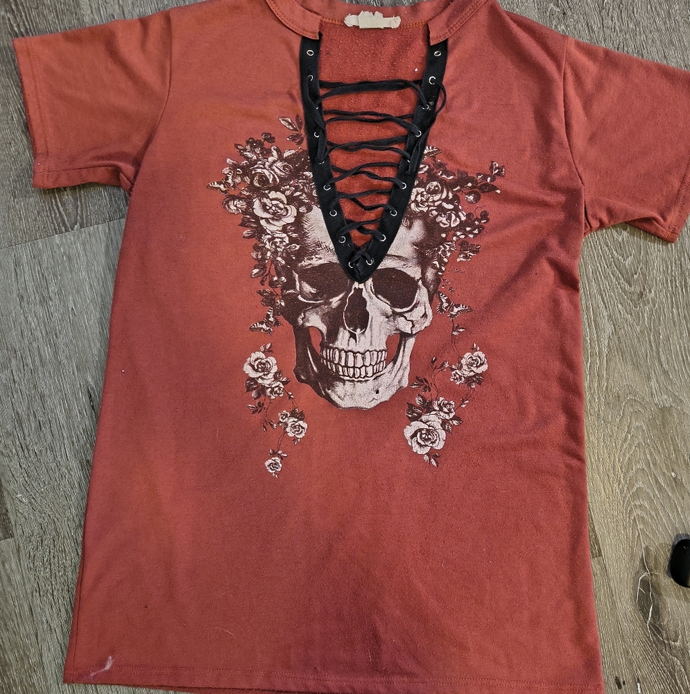 Mind Code Red Skull Graphic Tee